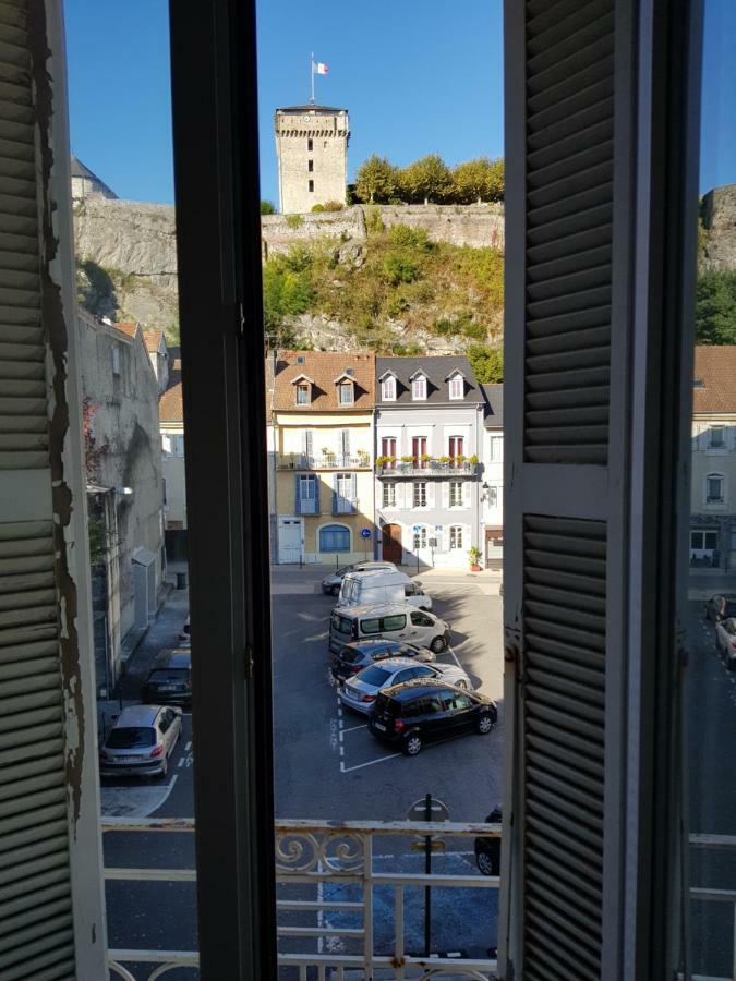 18 Rue Des Petits Fosses - 5 Apartment Lourdes Exterior photo